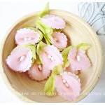 Scallop Circle Light Pink ..
