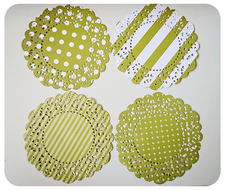 4 Parisian Lace Doily green polka dot & stripe / pack 