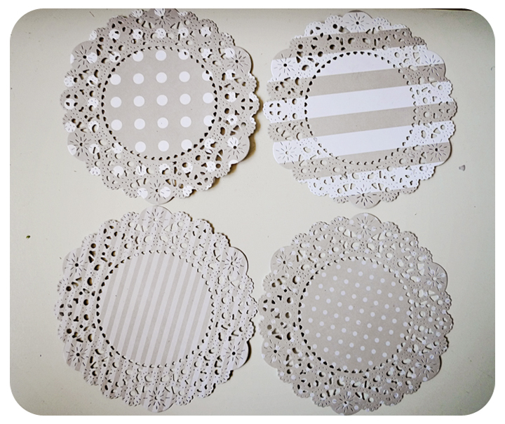 4 Parisian Lace Doily grey polka dot & stripe / pack 