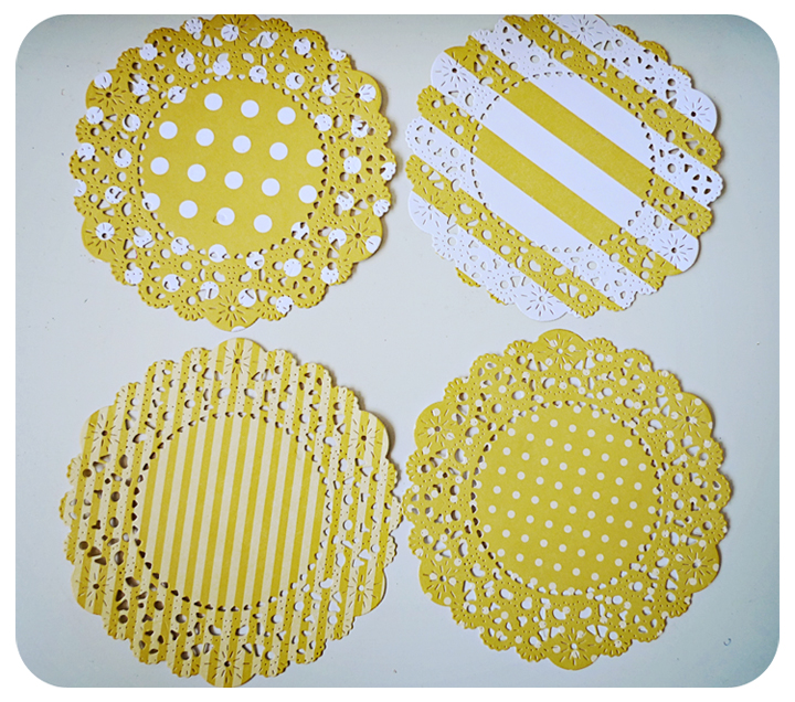 4 Parisian Lace Doily yellow polka dot & stripe / pack 