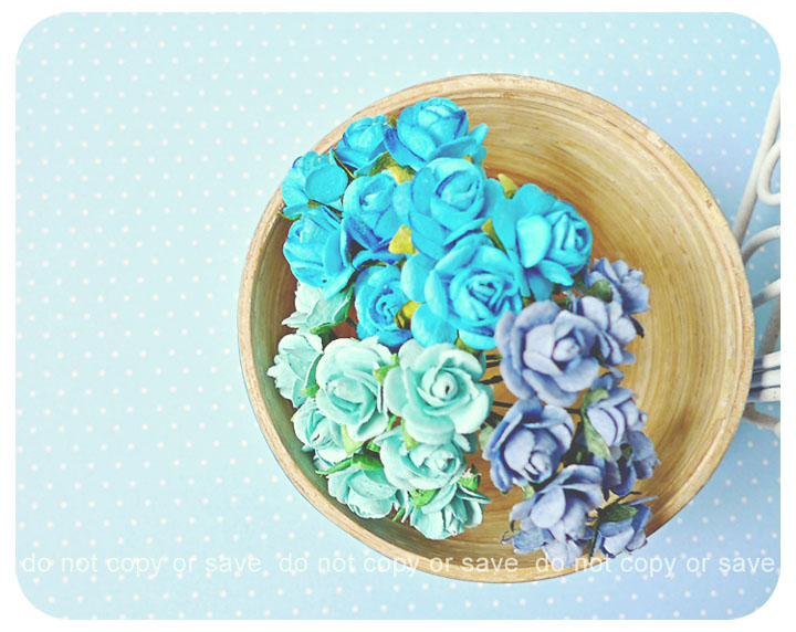 Blue Mulberry Rose Buds paper flower mixed color / pack 