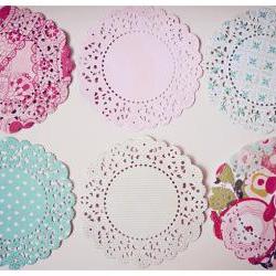 6 Parisian Lace Doily paper / pack 