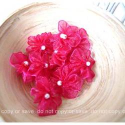 Organza scarlet jewel flower with pearl centered / pack  