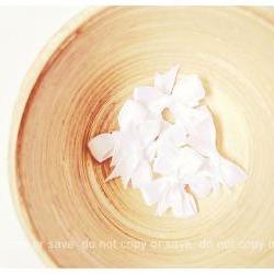 10 Ribbon small white satin / pack  