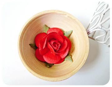 2 Rose Big paper flower red / pack
